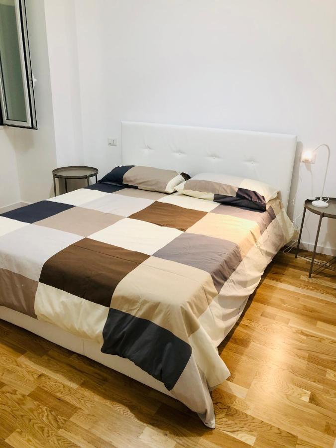 Vt Home - Appartamento Milano Zona Navigli Экстерьер фото